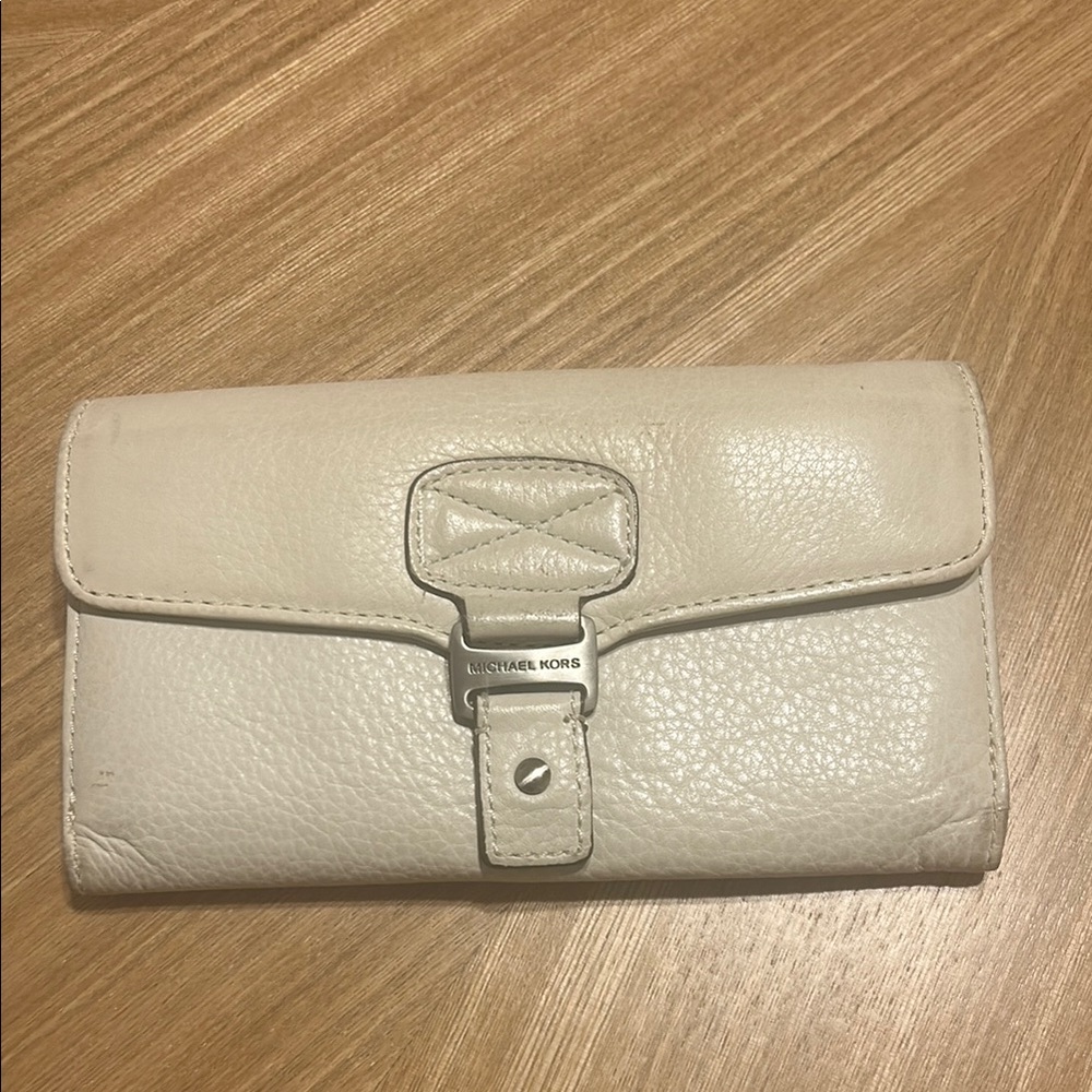 Michael Kors Off-White Pebbled Leather Wallet with Buckle Accent
